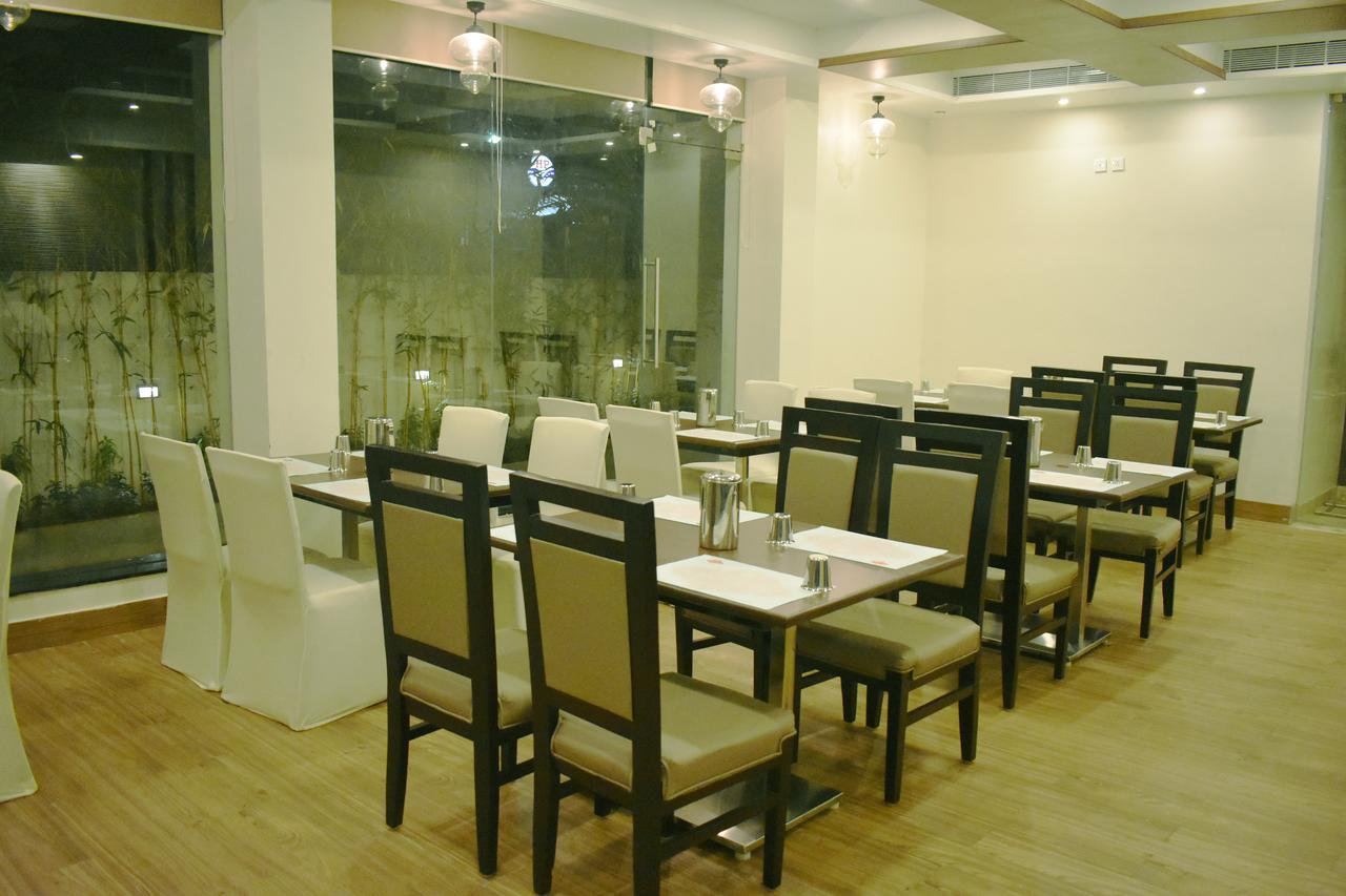 Grand Arcadia Hotel Tiruchirappalli Ngoại thất bức ảnh