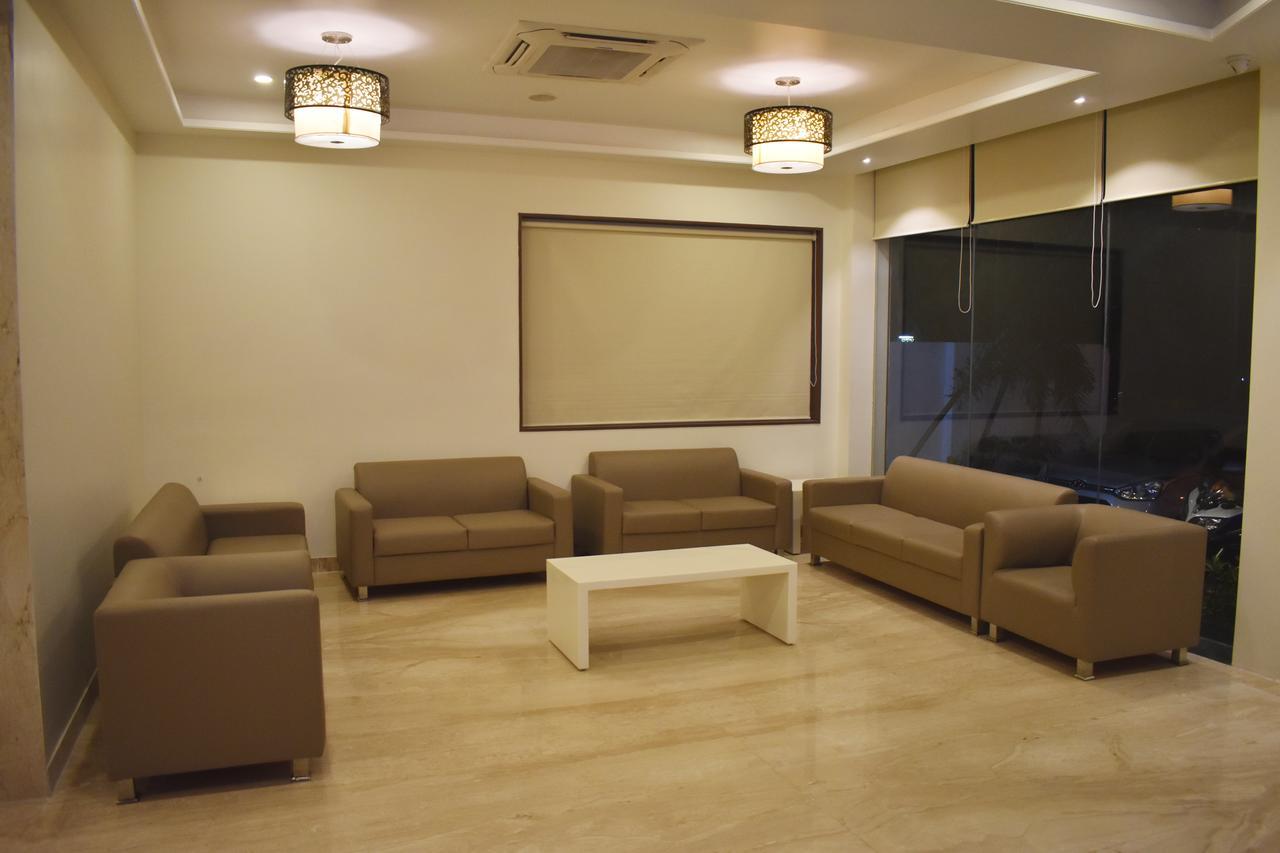 Grand Arcadia Hotel Tiruchirappalli Ngoại thất bức ảnh