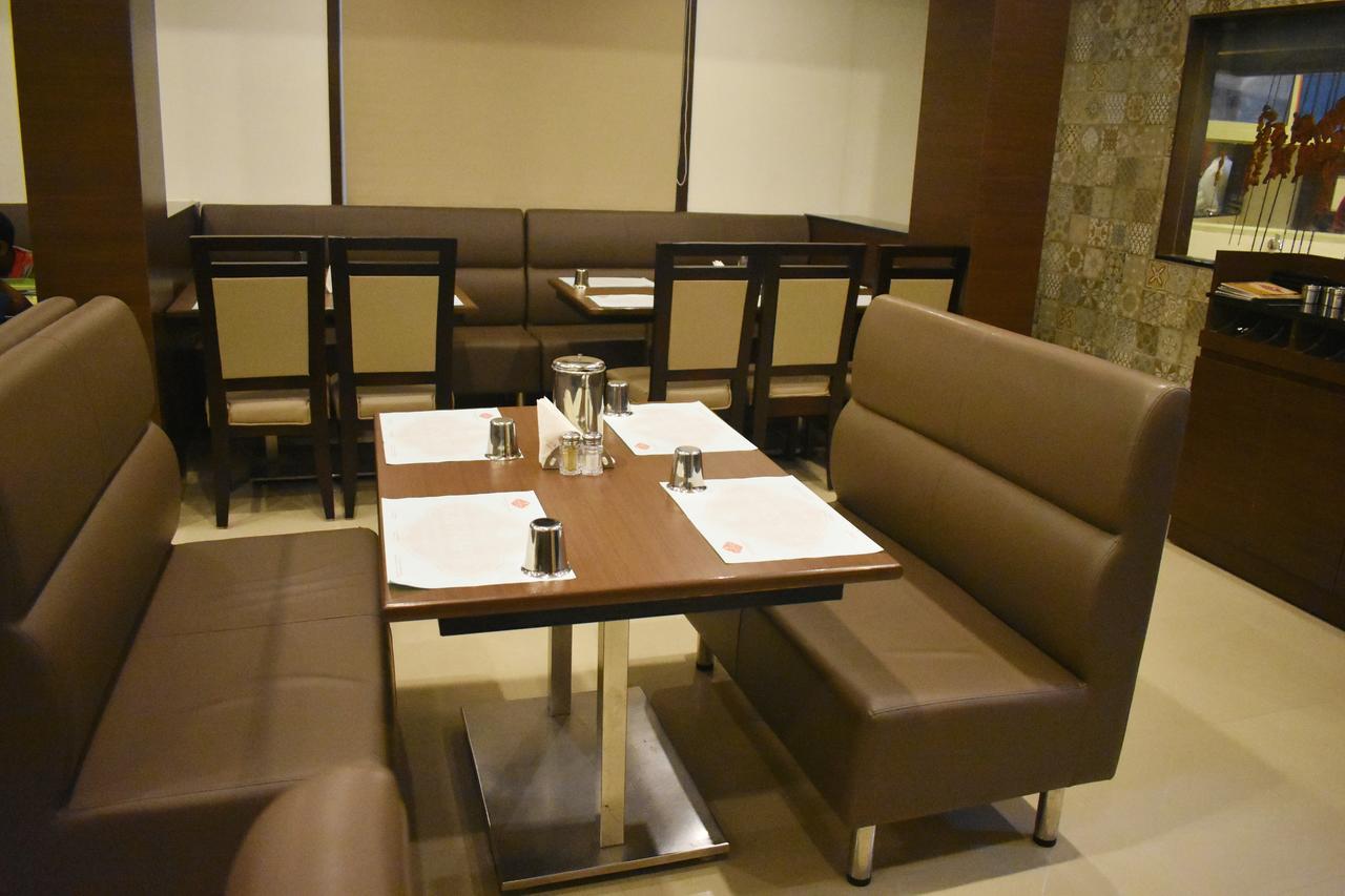 Grand Arcadia Hotel Tiruchirappalli Ngoại thất bức ảnh