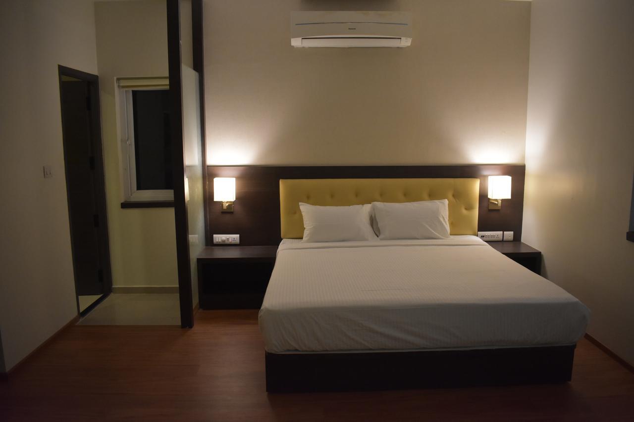 Grand Arcadia Hotel Tiruchirappalli Ngoại thất bức ảnh